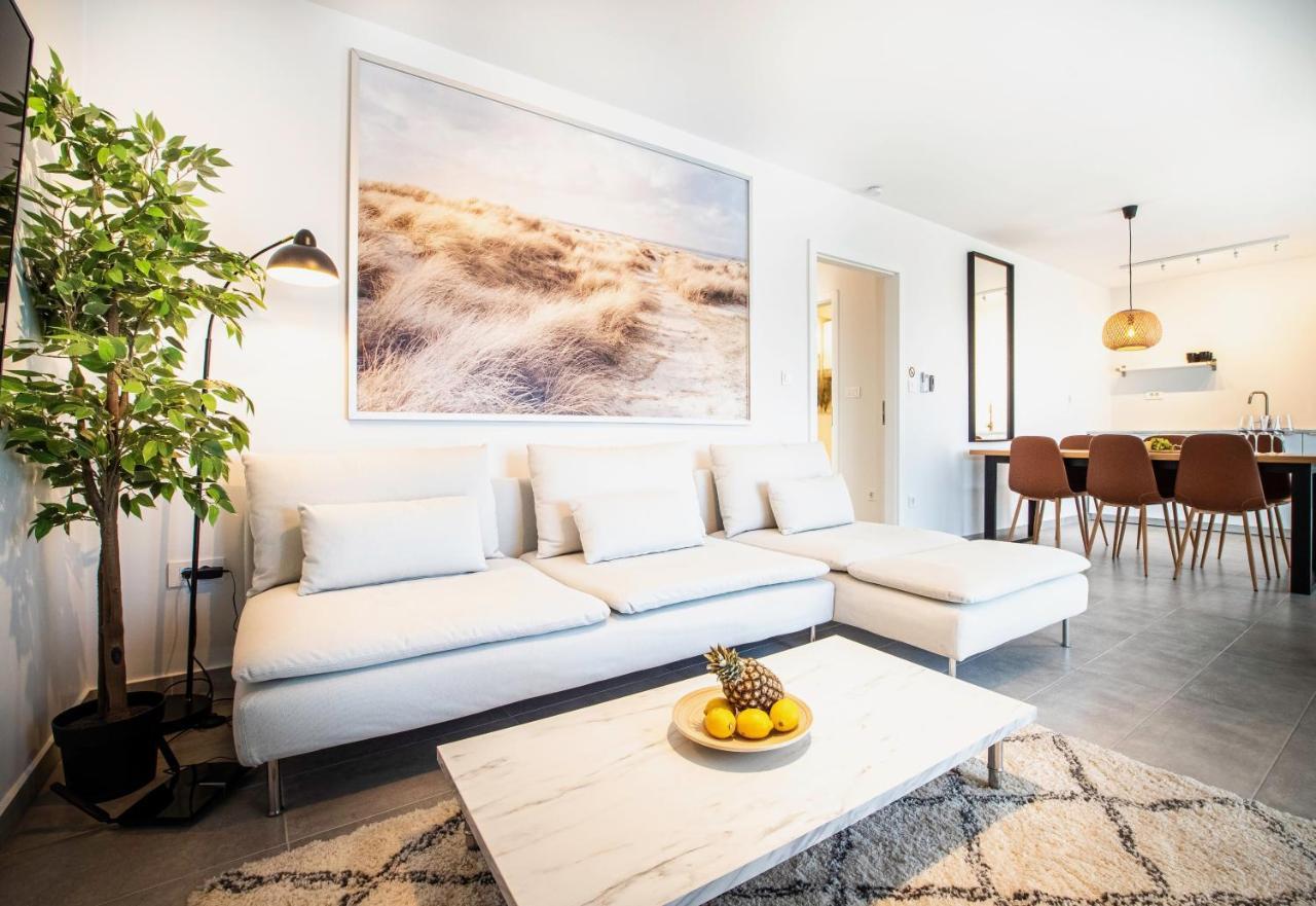 The Grande - Huge Terrace - Amazing Sea Views - Tastefully Furnished - Access To Rooftop Terrace And Gym - Hillside Apartments Rogoznica Rogoznica  Ngoại thất bức ảnh
