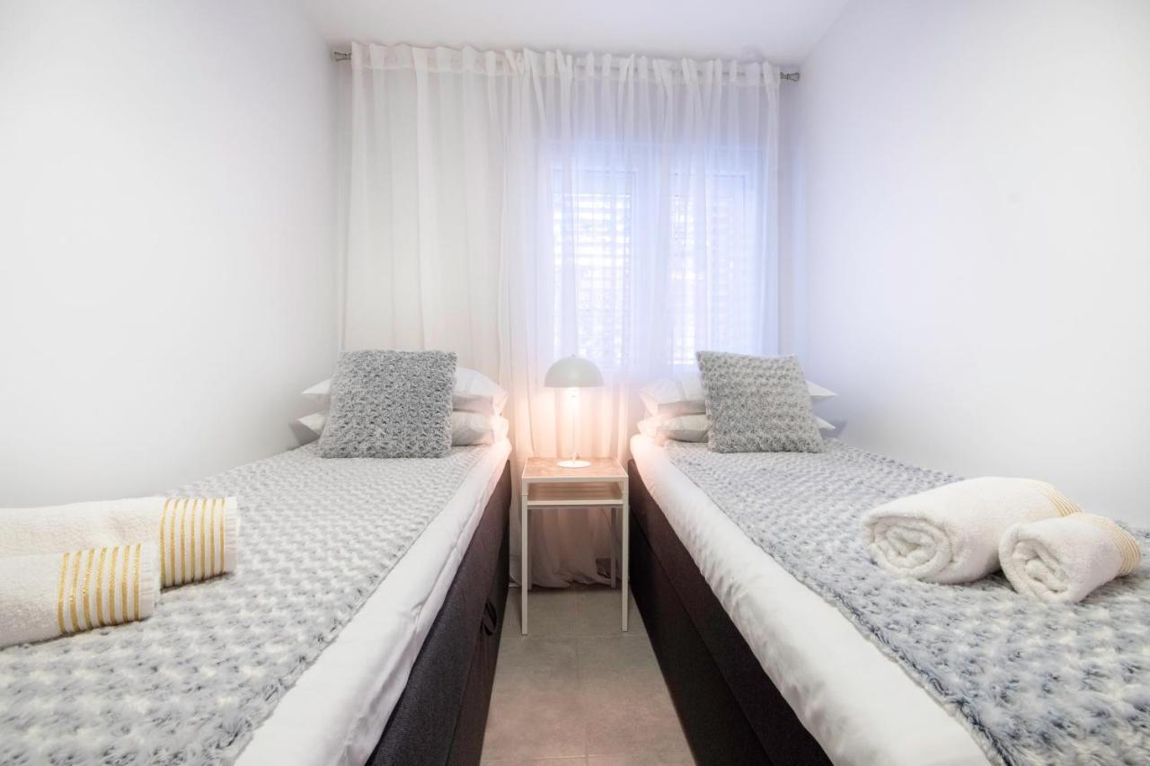 The Grande - Huge Terrace - Amazing Sea Views - Tastefully Furnished - Access To Rooftop Terrace And Gym - Hillside Apartments Rogoznica Rogoznica  Ngoại thất bức ảnh