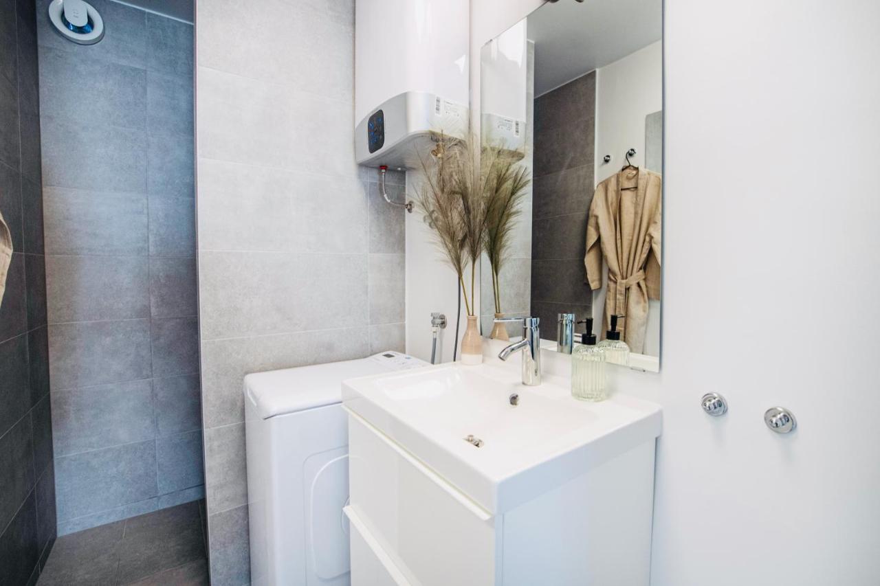 The Grande - Huge Terrace - Amazing Sea Views - Tastefully Furnished - Access To Rooftop Terrace And Gym - Hillside Apartments Rogoznica Rogoznica  Ngoại thất bức ảnh