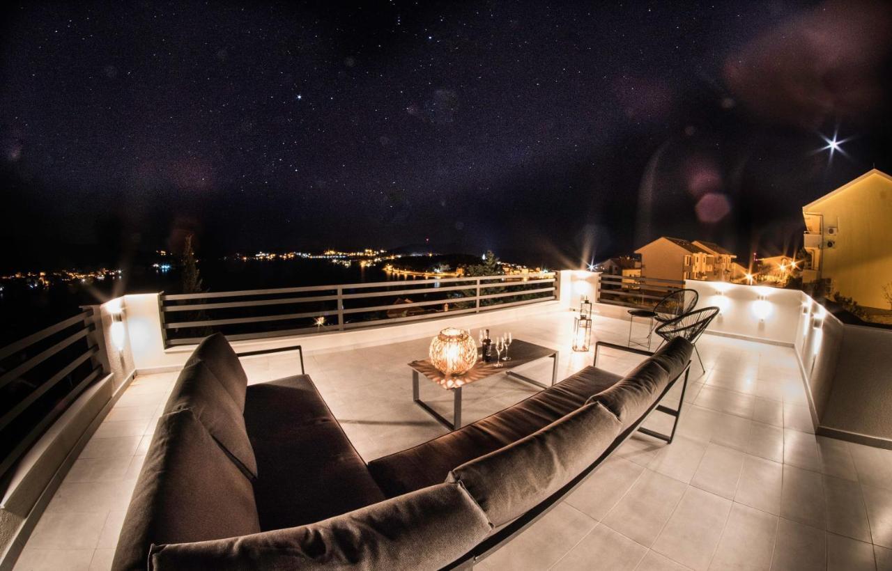 The Grande - Huge Terrace - Amazing Sea Views - Tastefully Furnished - Access To Rooftop Terrace And Gym - Hillside Apartments Rogoznica Rogoznica  Ngoại thất bức ảnh