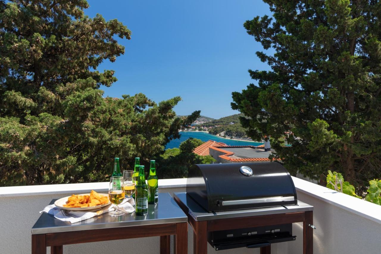 The Grande - Huge Terrace - Amazing Sea Views - Tastefully Furnished - Access To Rooftop Terrace And Gym - Hillside Apartments Rogoznica Rogoznica  Ngoại thất bức ảnh