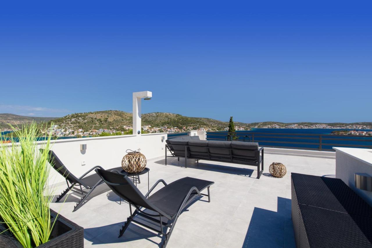 The Grande - Huge Terrace - Amazing Sea Views - Tastefully Furnished - Access To Rooftop Terrace And Gym - Hillside Apartments Rogoznica Rogoznica  Ngoại thất bức ảnh